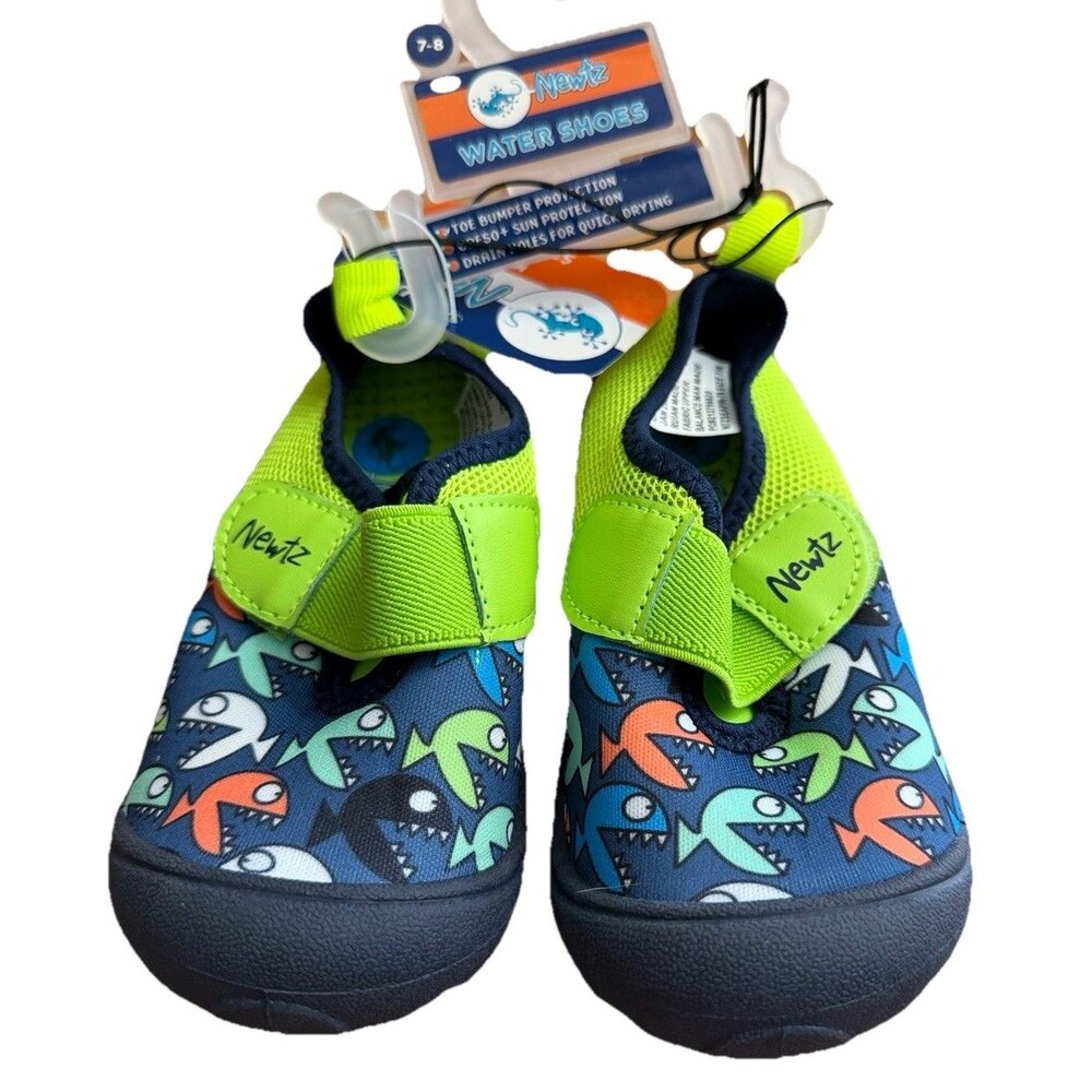 Newtz Water Shoes Boys Size 7 8  Swim Green & Blue Piranha Fishing NWT